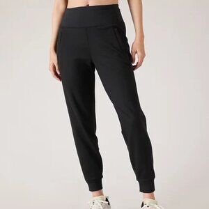 Athleta Unstoppable Jogger Pants Black SP Small Petite Pockets Casual Athleisure